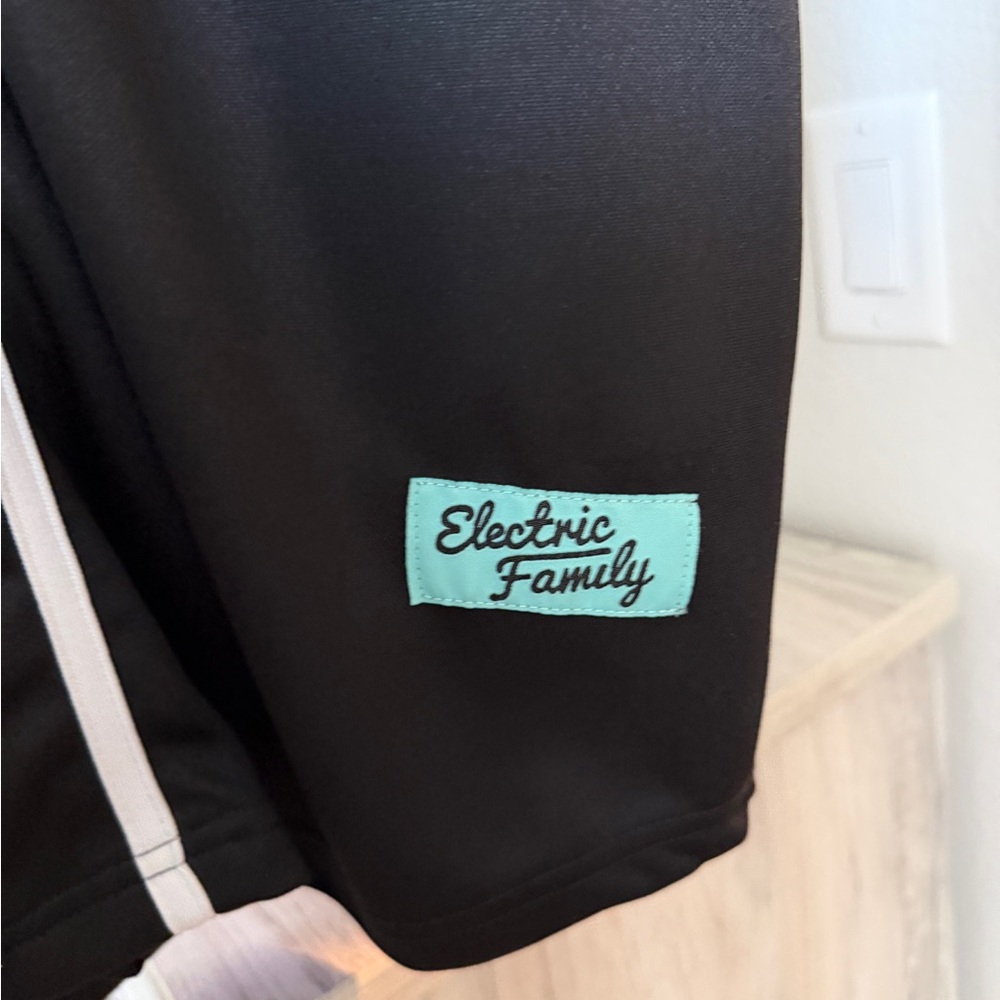 Electric Family Illenium Jersey - Picture 4 of 5